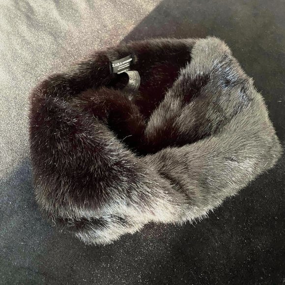 Zara Accessories Zara Faux Fur Neck Warmer Poshmark
